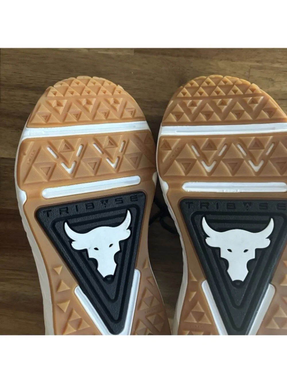 Under Armour excellent please